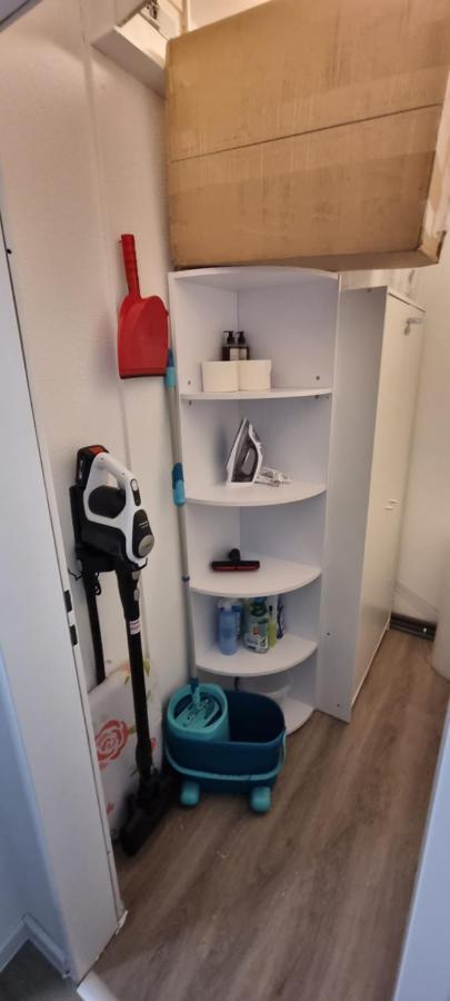 Federnest - Luxus-Studio - Kingsize Boxspringbett - Home-Office Mit Monitor Und Drucker - 11 Min Hbf Duisburg Buitenkant foto