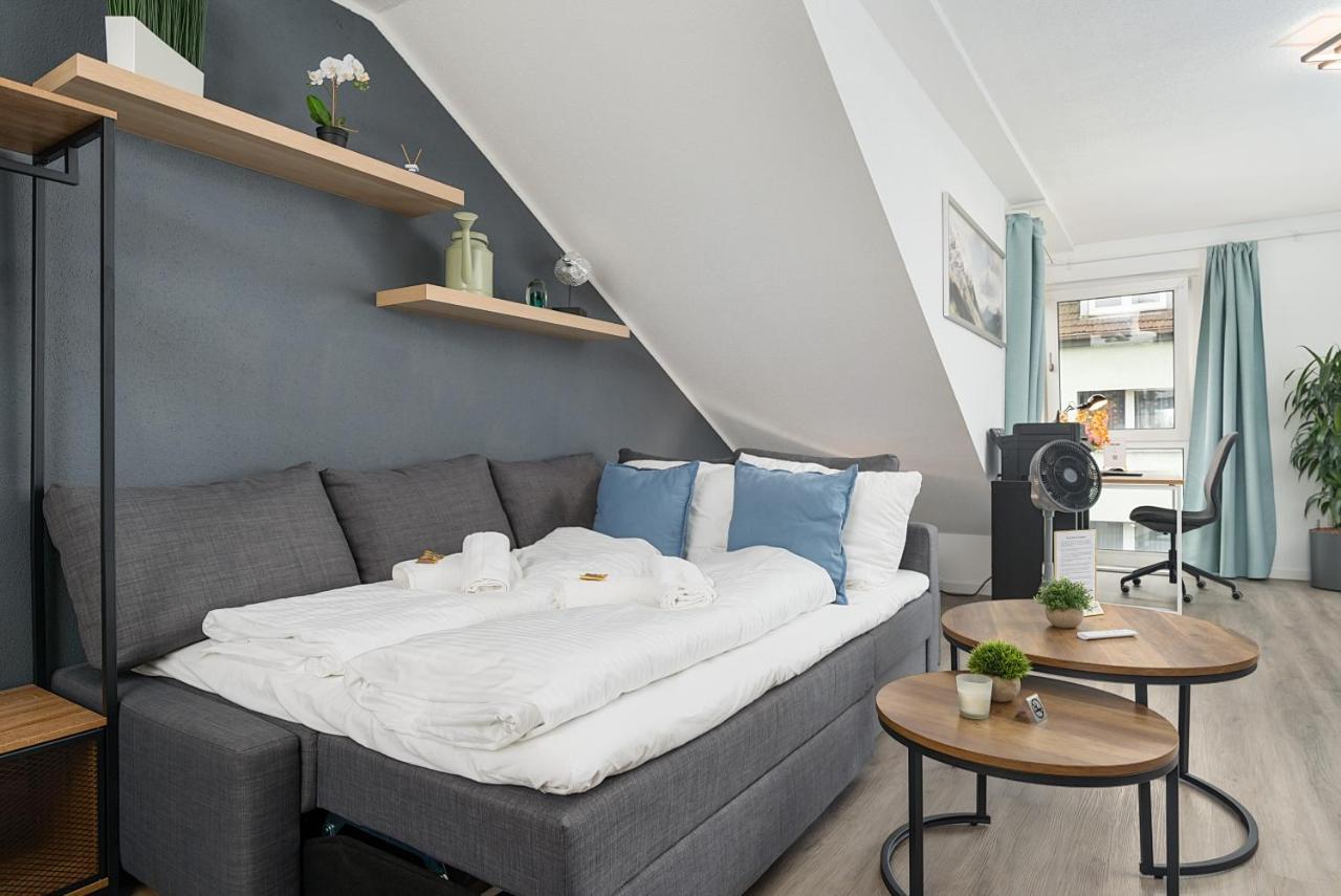 Federnest - Luxus-Studio - Kingsize Boxspringbett - Home-Office Mit Monitor Und Drucker - 11 Min Hbf Duisburg Buitenkant foto