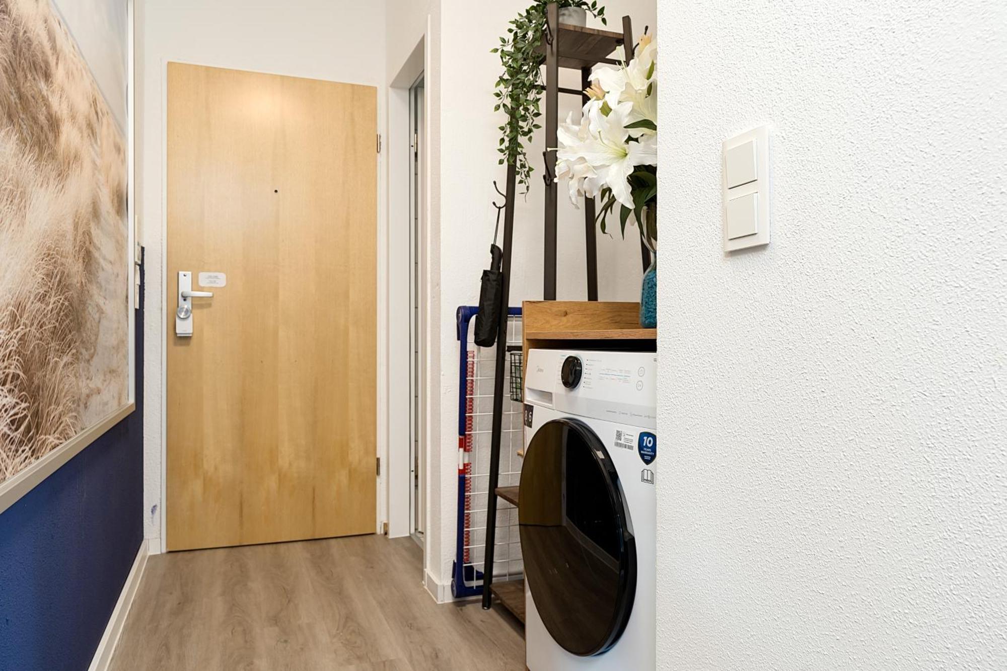 Federnest - Luxus-Studio - Kingsize Boxspringbett - Home-Office Mit Monitor Und Drucker - 11 Min Hbf Duisburg Buitenkant foto